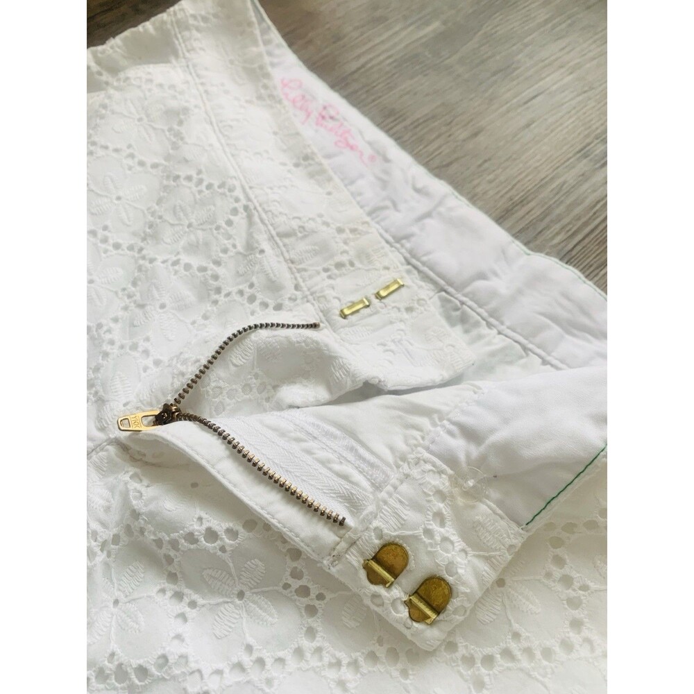 Lilly Pulitzer Buttercup Short Womens 6 White Eyelet Scallop Hem Preppy Resort - Picture 2 of 7